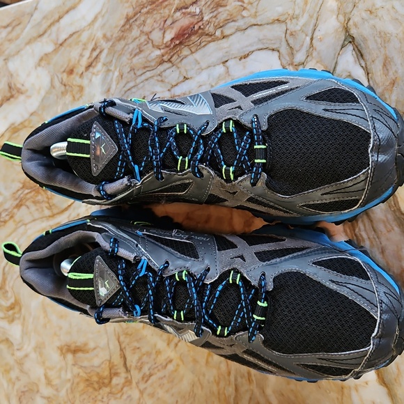 NEW BALANCE 610V3 All Terrain Men's Athletic Running Shoes - 10.5 - Picture 1 of 5